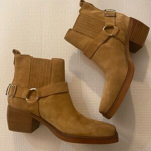 Sam Edelman western style boots
